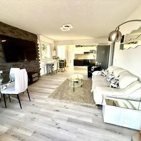 Spacious Amazing View 35 Montreux