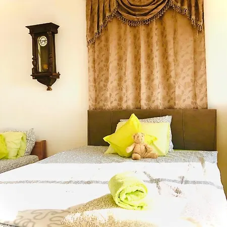Spacious With View | 35 Montreux